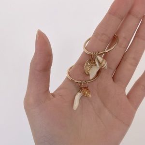 Garage cute seashell earrings